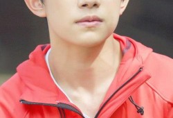 易烊千玺爆料娱乐圈,那些不为人知的真相